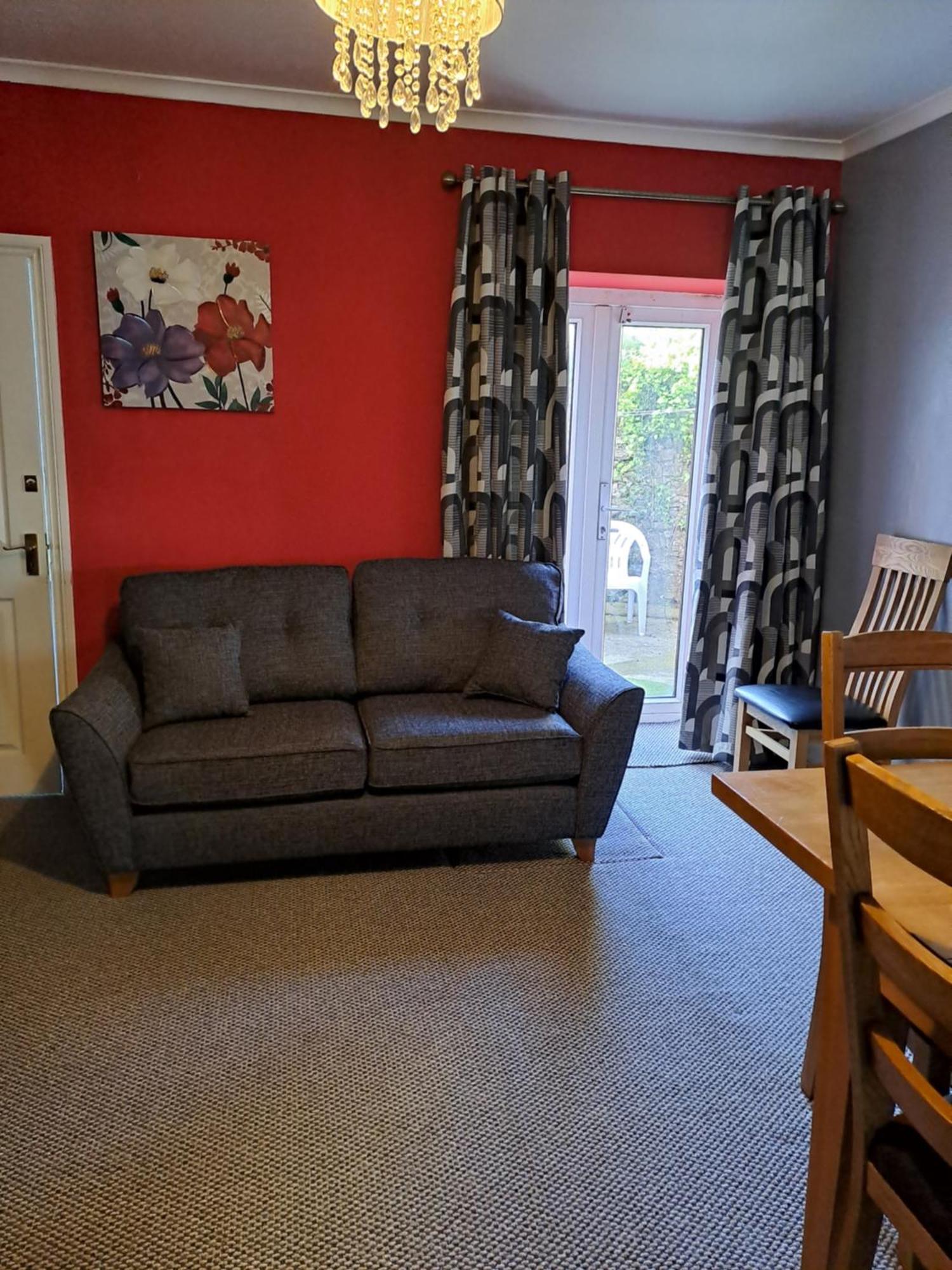 94 Main Street - Pembroke Holiday Home 외부 사진